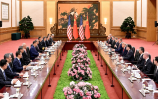 美国科技与金融巨头高管随同特朗普访华：全球产业链合作释放新信号